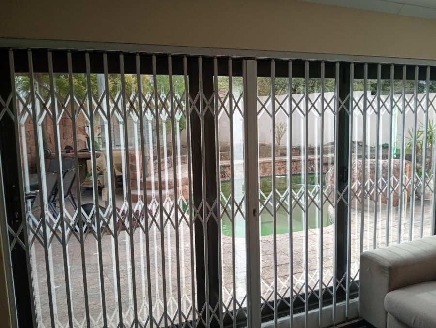 3 Bedroom Property for Sale in Beacon Bay North Eastern Cape